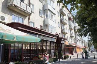 Апартаменты Apartment on Kniaziv Koriatovychiv Каменец-Подольский Апартаменты-16